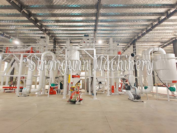 SZLH350 fish feed pellet production line in Hubei Province, China